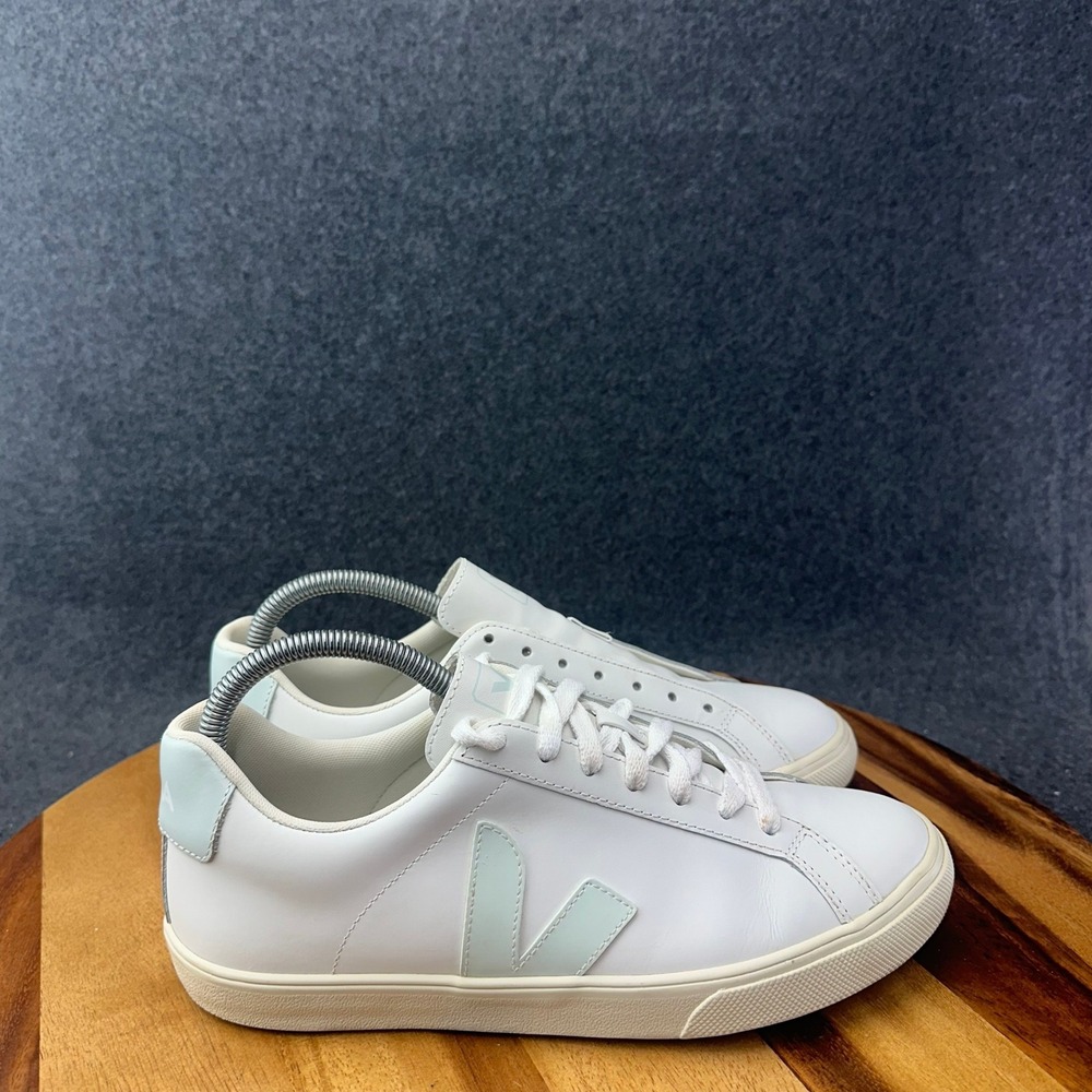 Veja Esplar Leather White Light Blue Low Top Sneakers Womens Size 8 EUR 39